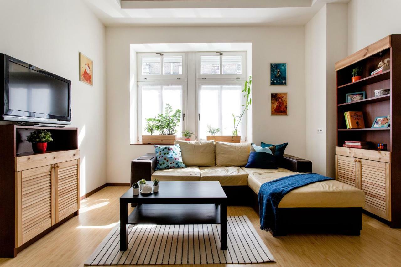 Downtown Delight Near The Basilica Apartment Будапеща Екстериор снимка