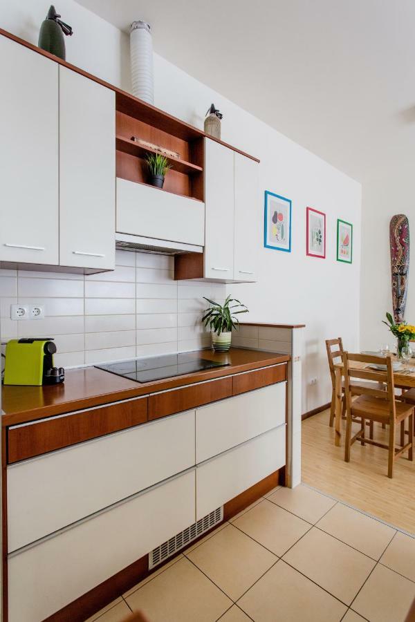 Downtown Delight Near The Basilica Apartment Будапеща Екстериор снимка