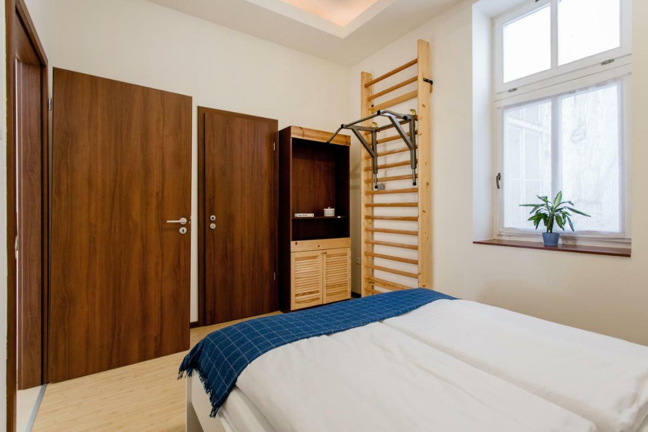 Downtown Delight Near The Basilica Apartment Будапеща Екстериор снимка